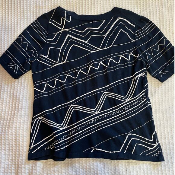 Chico’s Black Embroidered Short Sleeve Double Button Summer Cardigan 2 (Large) - Picture 4 of 9